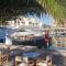 FACE MER ENTRE PLAGE ET MARINA