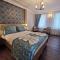 Agora Boutique Hotel & Bistro