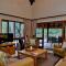 Cambalala - Private Villa - in Kruger Park Lodge - Serviced Daily, Free Wi-Fi - هازيفيو