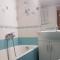 Petrol Apartment- Athens Center, 4 BD, 1 BATH - Atény