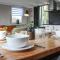 2 Bedroom Nice Home In Bornerbroek - Weleveld