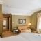 Copper Beech Inn