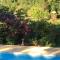 La Tuilerie Grange (Adults only gite) with two en-suite double bedrooms - 勒比格