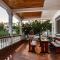 House Camellia with fenced pool and playground - Blizna Donja