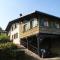 Authentic chalet with terrace in Harreberg - Hommert