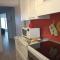 Grand F2 60mq centre Antibes, proche plages, commerces, 2 balcons, parking, train, bus, deco vintage, pet friendly Grand F2 60mq centre Antibes, proche plages, commerces, 2 balcons, parking, train, bus, deco vintage, pet friendly