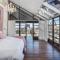 Manhattan Lofts
