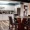 Gateway Inn and Suites - Salida