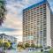 Hosteeva Beach View 1BR Ocean Forest Plaza Condo