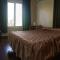 Casa amplia y céntrica para 2-6 personas. Cochera.