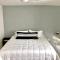 Beautiful apartment with pool, gym and beach just 80 meters walk, fully equipped