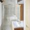 2 Bed Inverness - Sleeps 4 - Parking - Wifi