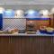 Holiday Inn Express & Suites Memorial – CityCentre by IHG