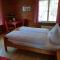 Gasthof Schoenegg B&B - Goldswil