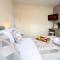 Summerfield House - Elegant house with garden near NEC, JLR, Solihull
