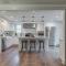 Restored 1881 Farm House - Lenox