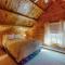 Moose Cabin - Bridgton
