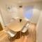 Large 5-Bed city centre townhouse with secure parking