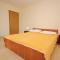 Apartments with swimming pool Zubovici, Pag - 9365