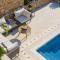 Beachfront Villa Grain of Salt with Pool