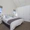 Thesen Island Holiday House - Knysna