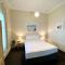 Clifton Motel & Grittleton Lodge