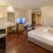 Rocana Hotel