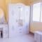 B2 - Spacious 3BR House with Netflix, Fiber Wifi, Parking, Balcony