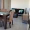 Apartamento Deluxe Senderos del Vino I, con cochera incluida, Desayuno opcional