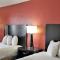 Travelodge by Wyndham Richmond IN