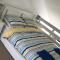Brighton Marina Floating home - برايتون أند هوف