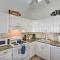 Galveston Beachfront House with Deck and Ocean Views! - 加尔维斯敦