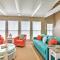 Beachfront Galveston Oasis Balconies, Ocean View! - 加尔维斯敦