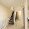 Central Windsor Stunning 4 Bedroom Spacious Modern House