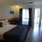 Twin Towns Motel