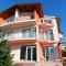 Foto: House Rezvaya with rooms for rent 14/62