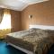 Avtoport Restorant Hotel Complex - 文尼察