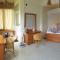 Hotel Ella`s Edge