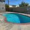 Huntington Highlight - Pool, Patio, Close To Beach - Huntington Beach