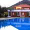 SR Jungle Resort