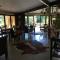 Lily Pond Country Lodge - The Crags