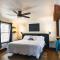 The Stranger Lodge - Pet Friendly