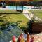 Blue Lagoon Suites & Spas Piscine Montauban photo 23