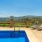 Winehouse with big Pool, BBQ, WiFi, Close to Málaga - Borge