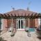 The Bungalow at Seaway's, Sleeps 11 + - دريفيلد