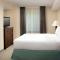 Staybridge Suites North Brunswick by IHG