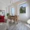 Via Avelli, 4 - Florence Charming Apartments - Delightful and bright 3rd-floor apartment without elevator, overlooking one of Florence's most beautiful squares, Exceptionally located for exploring the city - Firenze