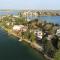 TopSenec-Lakeside Home - Szenc