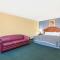 Blue Way Inn & Suites Wichita East - Wichita