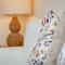 2 Bedroom Apartment in a Quiet Neighbourhood